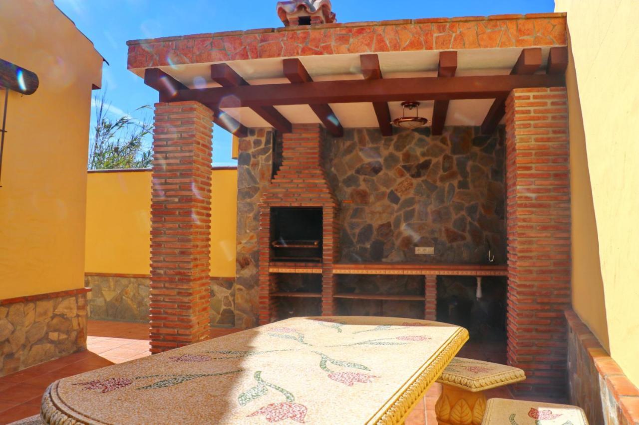 Chalet Bella Mendoza โกนิล เด ลาฟรอนเตรา ภายนอก รูปภาพ